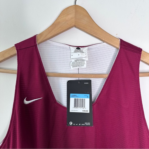 Nike Top - Picture 3 of 4